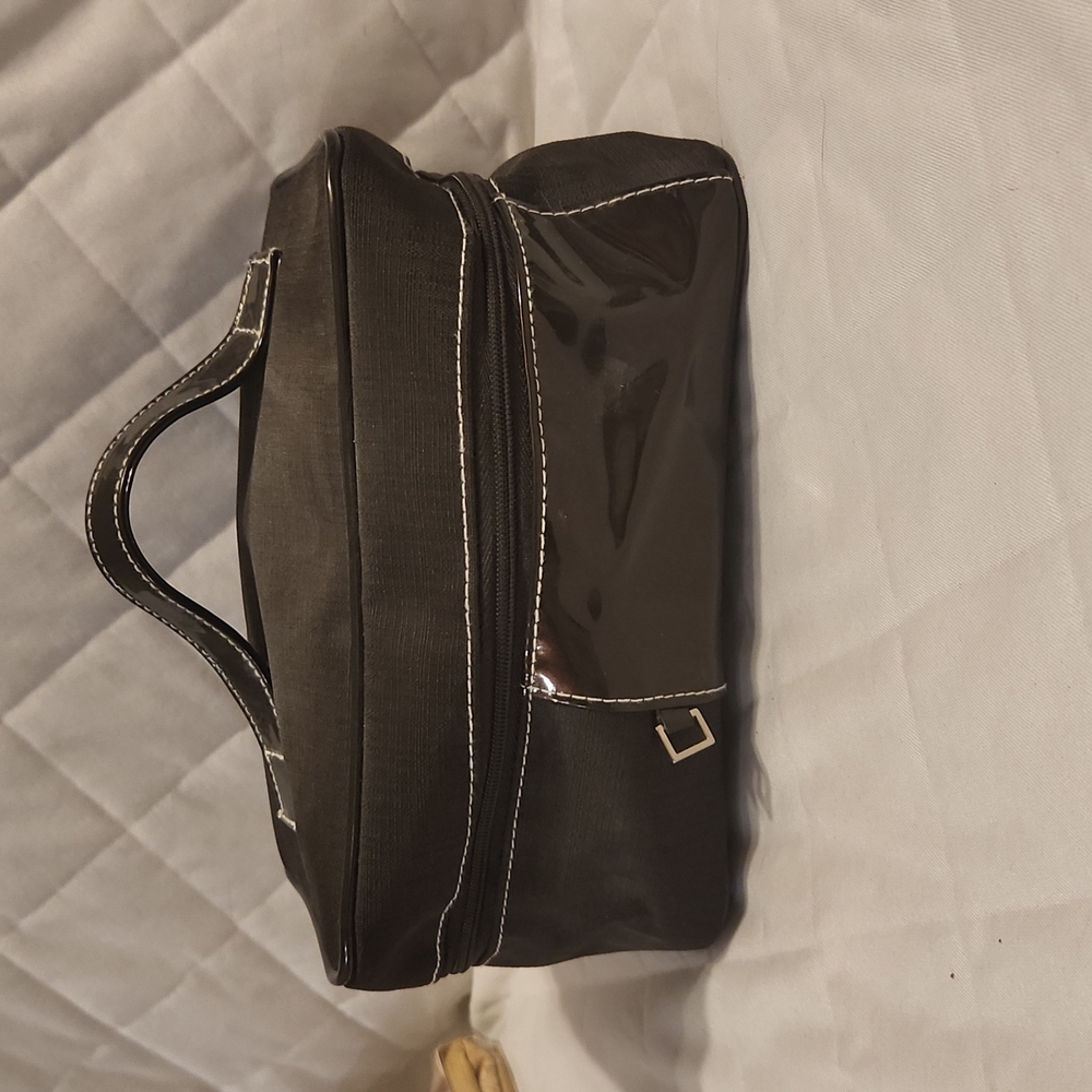 Estee Layfer makeup bag